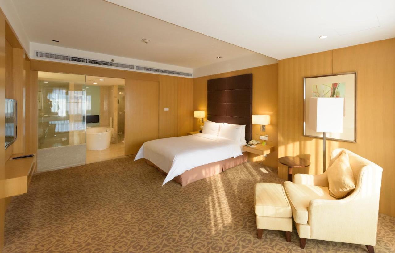 Holiday Inn Shijiazhuang Central By Ihg Εξωτερικό φωτογραφία