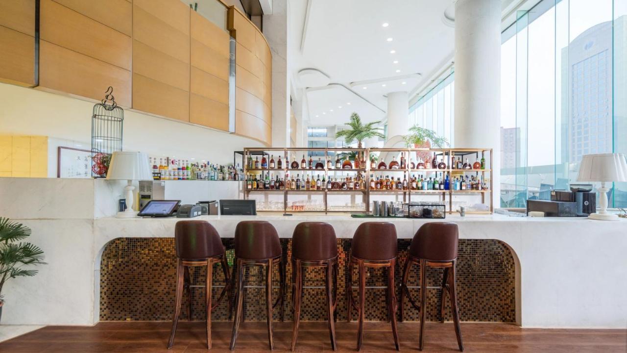Holiday Inn Shijiazhuang Central By Ihg Εξωτερικό φωτογραφία