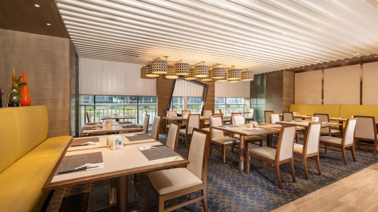 Holiday Inn Shijiazhuang Central By Ihg Εξωτερικό φωτογραφία